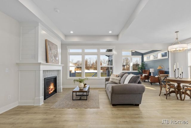 7603 Brook Villa Court 17, Allendale Twp, MI 49401