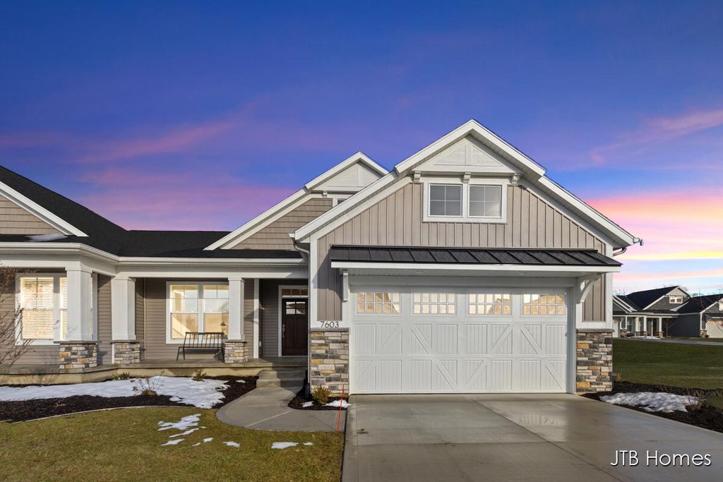 7603 Brook Villa Court 17, Allendale Twp, MI 49401