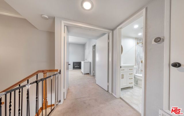4247 Freedom Drive 502, Calabasas, CA 91302