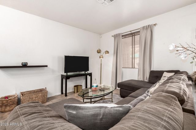 16988 W WINDERMERE Way, Surprise, AZ 85374