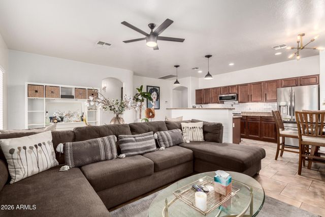 16988 W WINDERMERE Way, Surprise, AZ 85374