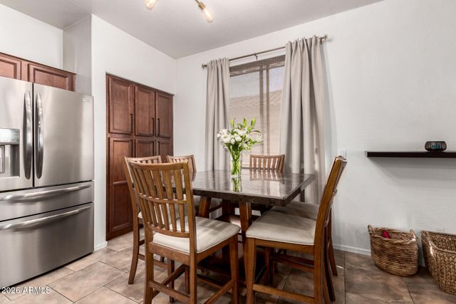 16988 W WINDERMERE Way, Surprise, AZ 85374