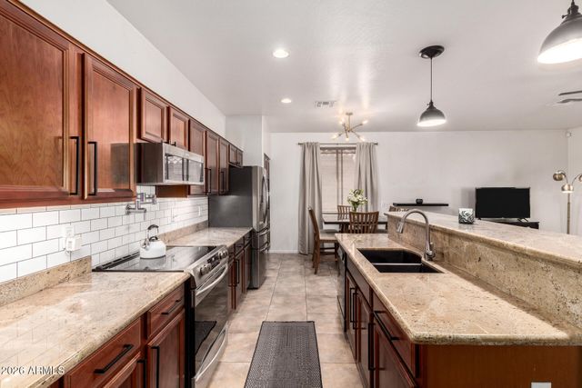 16988 W WINDERMERE Way, Surprise, AZ 85374