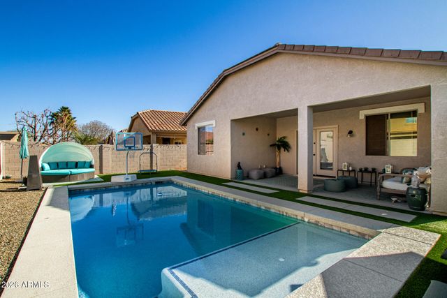 16988 W WINDERMERE Way, Surprise, AZ 85374