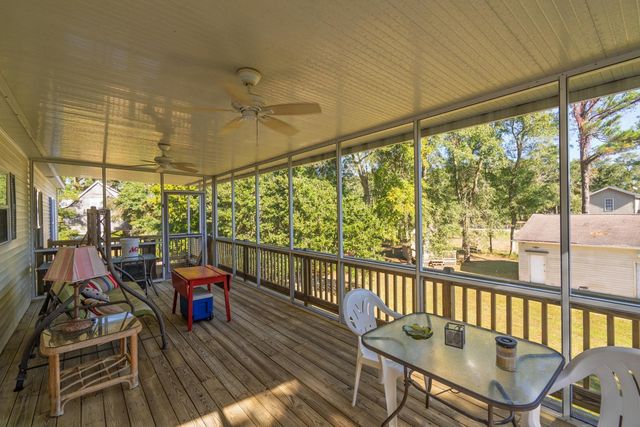 520 Fishing Creek Drive, Edisto Island, SC 29438