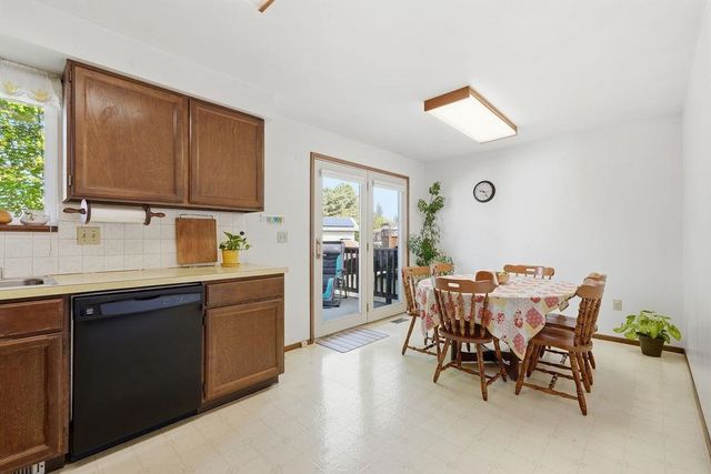 7621 N Dakota St, Spokane, WA 99208