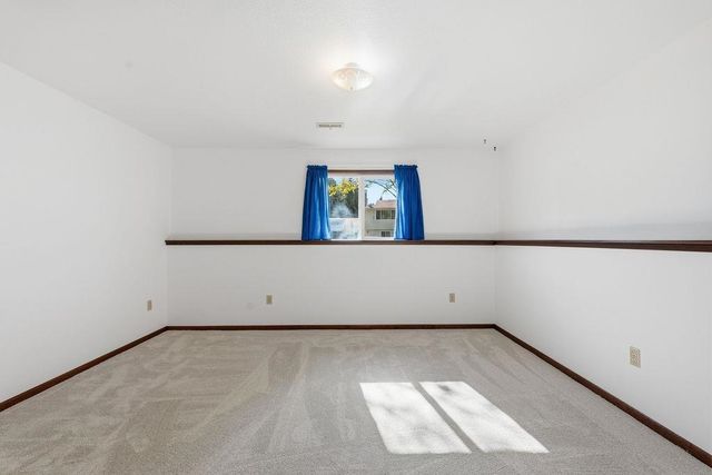 7621 N Dakota St, Spokane, WA 99208
