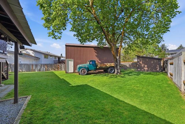 7621 N Dakota St, Spokane, WA 99208