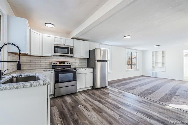 5697 Venice Road, Newport, MI 48166