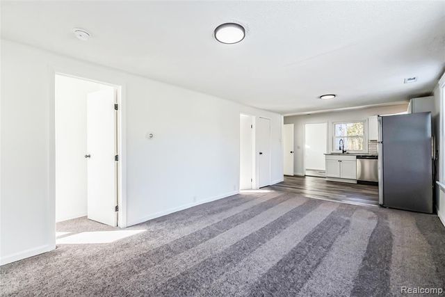 5697 Venice Road, Newport, MI 48166