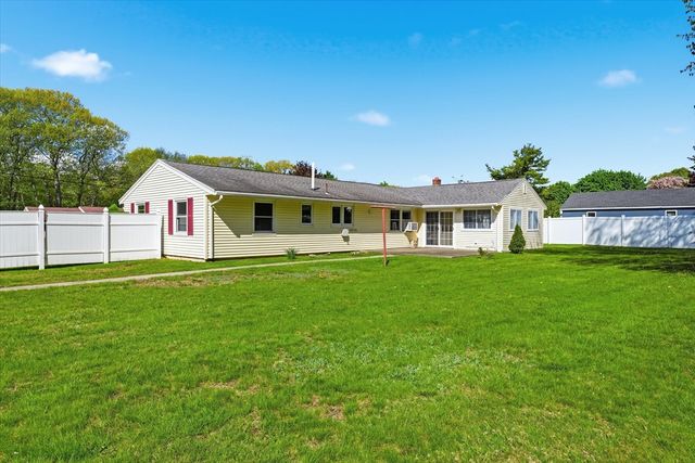 37 Princeton St, Danvers, MA 01923