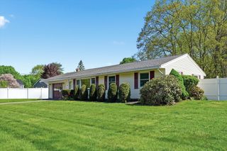 37 Princeton St, Danvers, MA 01923