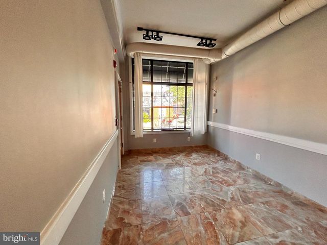 519 S 9TH ST, Philadelphia, PA 19147