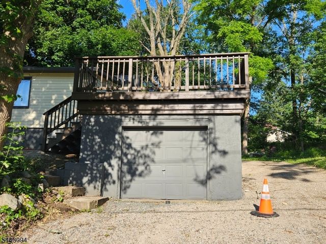 43 E Shore Trl, Hardyston Twp., NJ 07460