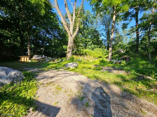 43 E Shore Trl, Hardyston Twp., NJ 07460