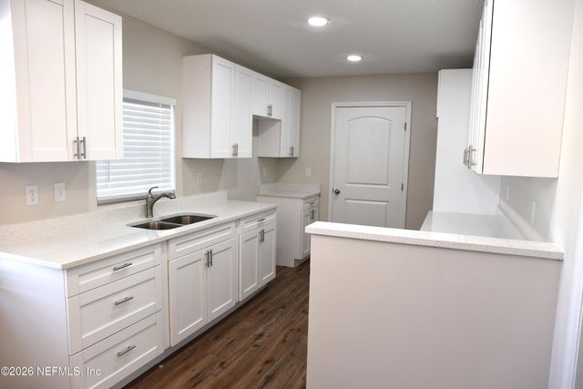 1118 E 3RD Street, Jacksonville, FL 32206