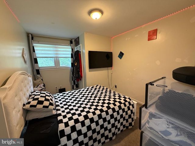1270 KATHY LN, Newfield, NJ 08344