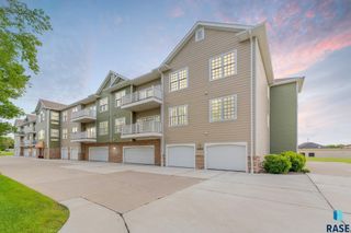 6112 S Avalon Ave Unit 208, Sioux Falls, SD 57108