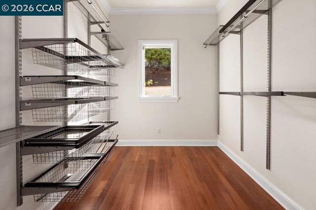 128 Oak Rd, Orinda, CA 94563