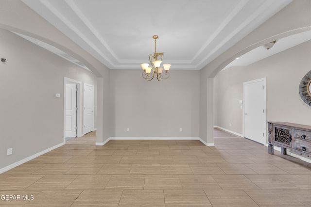 525 VALLEY PLUM Avenue, El Paso, TX 79932