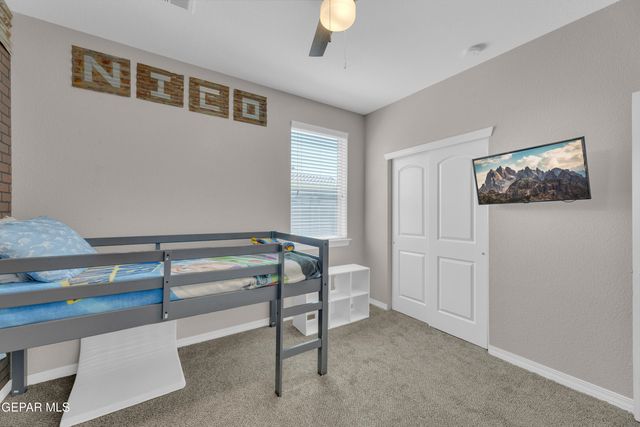 525 VALLEY PLUM Avenue, El Paso, TX 79932
