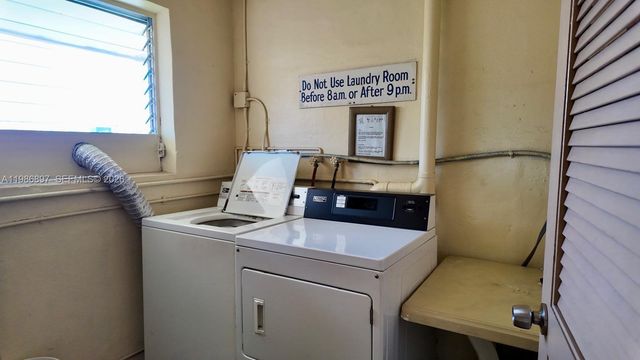 16901 NE 13th Ave 307, Miami, FL 33162