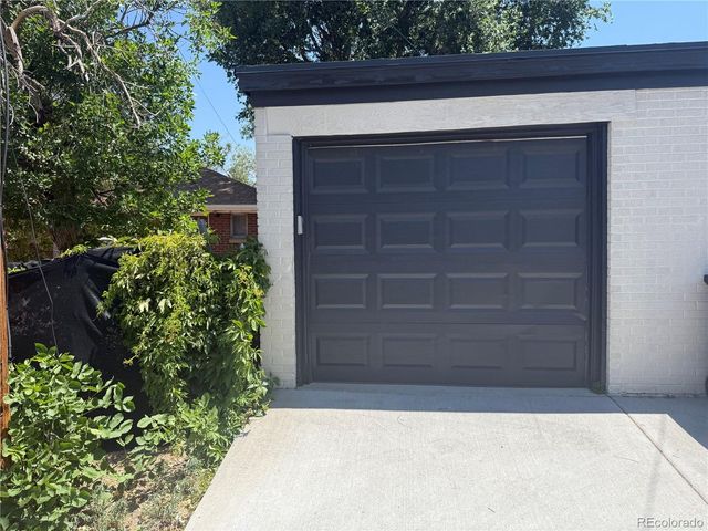 3313 Jasmine Street, Denver, CO 80207