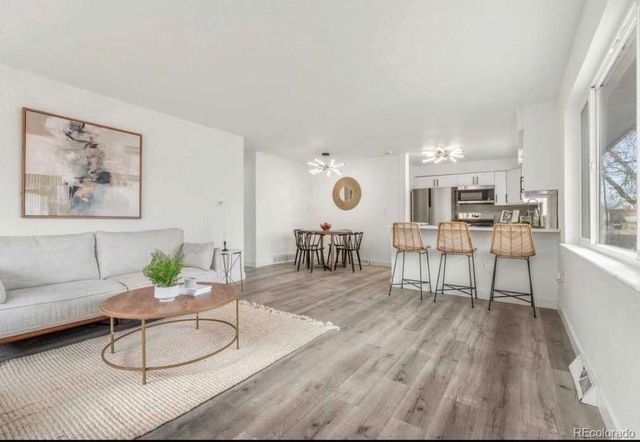 3313 Jasmine Street, Denver, CO 80207