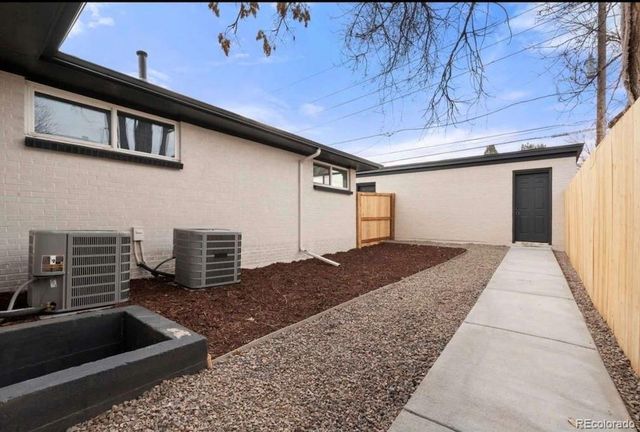 3313 Jasmine Street, Denver, CO 80207