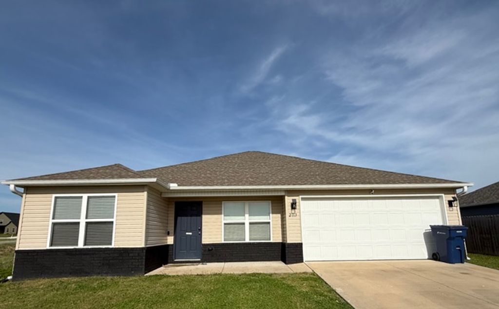 2113 Lexington Street, Siloam Springs, AR 72761