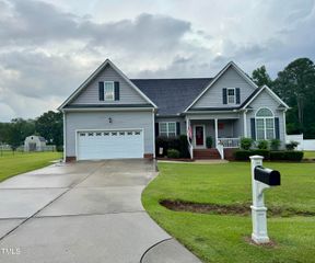 71 Beaver Creek Dr Drive, Dunn, NC 28334