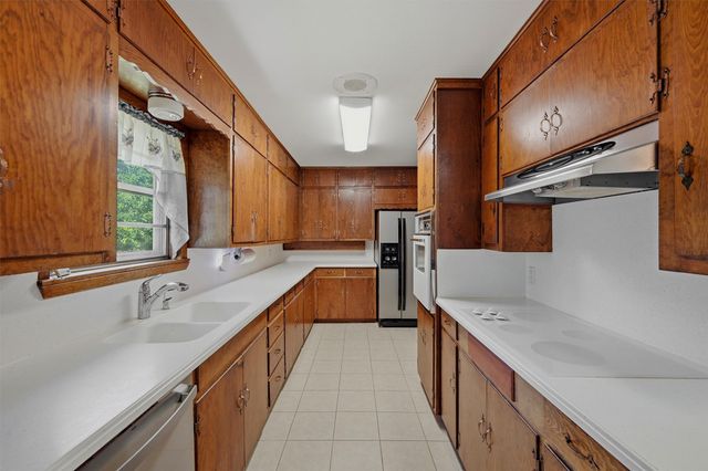 1746 Fm 678, Gainesville, TX 76240