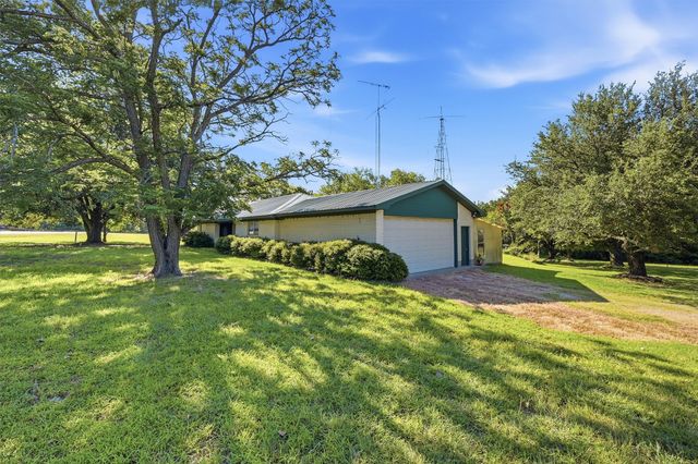 1746 Fm 678, Gainesville, TX 76240