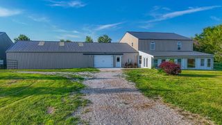 15257 N TUCKER SCHOOL RD, Hallsville, MO 65255