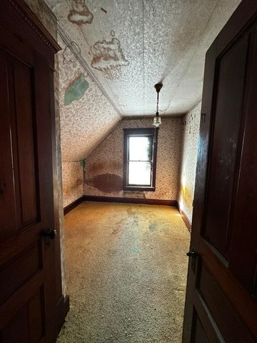 50022 M-40, Paw Paw, MI 49079