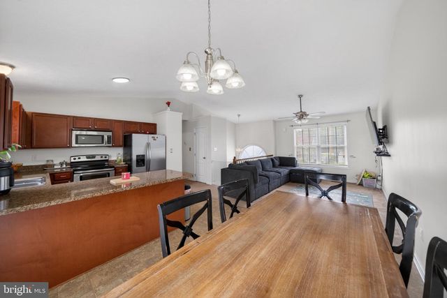 481 IVES ST, Martinsburg, WV 25405