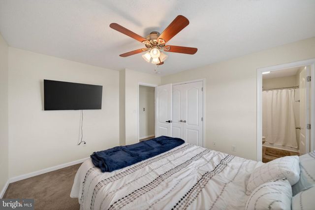 481 IVES ST, Martinsburg, WV 25405