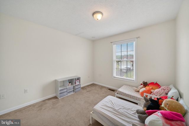 481 IVES ST, Martinsburg, WV 25405