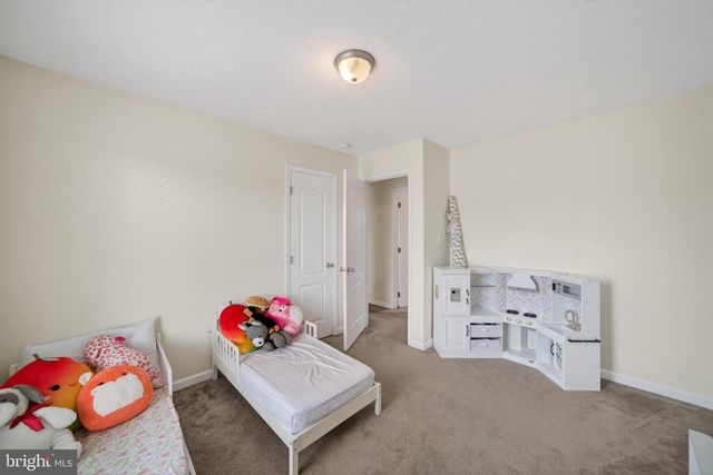 481 IVES ST, Martinsburg, WV 25405