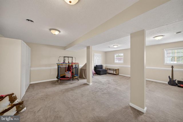 481 IVES ST, Martinsburg, WV 25405