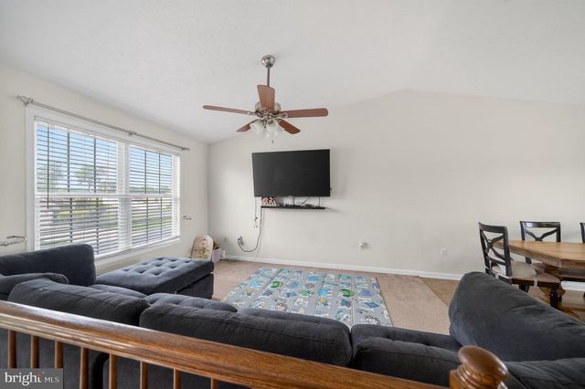 481 IVES ST, Martinsburg, WV 25405