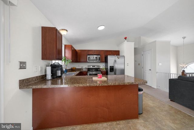 481 IVES ST, Martinsburg, WV 25405