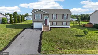 481 IVES ST, Martinsburg, WV 25405