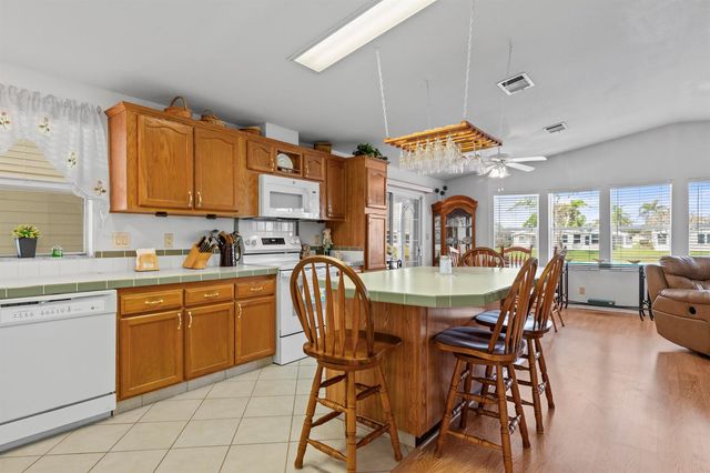 3700 Nimblewill Court, Port St. Lucie, FL 34952
