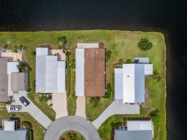3700 Nimblewill Court, Port St. Lucie, FL 34952