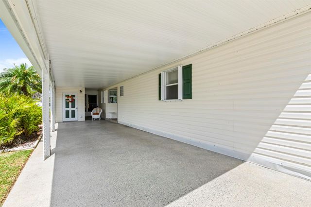 3700 Nimblewill Court, Port St. Lucie, FL 34952