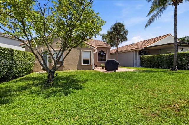 15670 SW 16th Court, Pembroke Pines, FL 33027