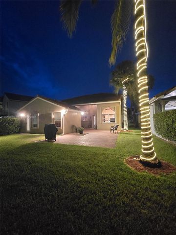 15670 SW 16th Court, Pembroke Pines, FL 33027