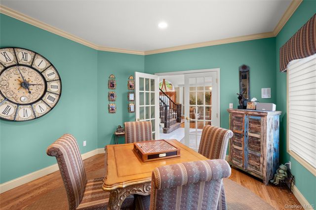 56 Sage Hollow Court, Dix Hills, NY 11746