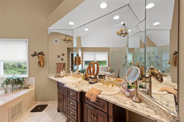 56 Sage Hollow Court, Dix Hills, NY 11746